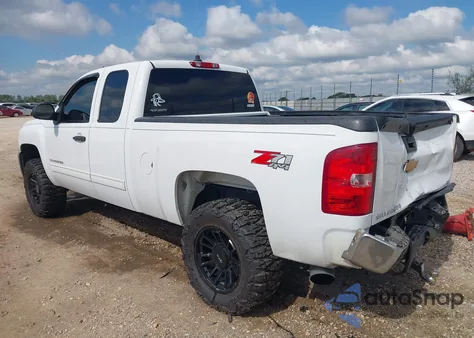 2013 Chevrolet Silverado 1500 Lt z USA, uszkodzony, nr VIN 1GCRKSE74DZ205650